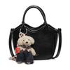 Bolsa Saco Design de Nicho Moda Primavera 2025 Estilo Novo Fashionável Casual Textura Simples Bolsa de Ombro Transversal Feminina