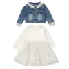 Ropa para Niños Traje para Niñas 2026 Estilo Nuevo para Niños Pequeños y Medianos, Estilo Primavera y Otoño Chaqueta de Mezclilla con Perlas y Vestido Conjunto de Dos Piezas