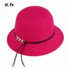 Chapéu de lã redondo liso estilo coreano para outono e inverno com decoração de corrente chapéu tipo balde da moda para senhoras chapéu de mãe chapéu de lã