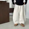 Calça comprida Tongku de inverno para meninos, perna larga, forrada com fleece, estilo coreano, solta, de lã grossa para crianças, calça casual estilosa para bebês