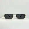 Óculos de Sol Quadrados Pequenos Estilo Coreano Retrô Fashionáveis para Mulheres Tendência Y2K Rosto Pequeno Metal de Alta Qualidade Armação Estreita Óculos de Sol Marrons-