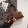 Outono e inverno vintage fosco bolsa de axila feminina 2024 novo estilo coreano nicho moda bolsa de ombro all-match com travesseiro bolsa de viagem
