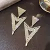 Brincos geométricos triangulares da moda europeia e americana, brincos exagerados e sofisticados para baile de formatura, brincos estilo deusa.