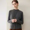 Outono/Inverno 2026 Novo Colete Cardigan de Tricô Cashmere Espesso Malha 7 Fios Gola V Botão de Chifre Sem Mangas Xale Feminino