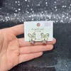 Pendientes de Corazón Diseñados para Otoño e Invierno para Mujer Aguja de Plata S925 Moda Exquisita de Nicho Versátiles Pendientes Galvanizados Ecológicos