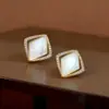 Pendientes Geométricos de Rombo Exquisitos Estilo Coreano con Tachuelas de Diamante y Efecto Goteo de Aceite, Diseño de Nicho, Simples y de Lujo Ligero, Pendientes Únicos y Populares