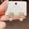 Aretes de Perlas de Camelia Estilo Francés para Mujer, Diseño Popular de Lujo de Nicho, Aretes Florales de Moda con un Toque de Elegancia
