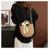 Bolsa de Mano Tejida a Mano de Moda Estilo Coreano con Lazo de Encaje Bolso Cruzado Versátil Bolso de Playa para Vacaciones de Verano