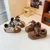 Tênis Casual Infantil para Meninas, Estilo Coreano Tênis Forrest Gump, Novo Modelo Primavera e Outono 2026, Sola Macia, Antiderrapante, Tênis para Bebês com Velcro
