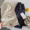 Pantalones Casuales para Niños 2026 Otoño Bordado de Dibujos Animados Pantalones Rectos para Niños Pantalones Largos Versátiles Sueltos para Niñas