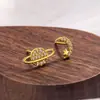 Pendientes Estilo Coreano Elegantes, Sencillos, Compactos de Estrella y Luna, Ropa de Trabajo a la Moda y Pendientes Asimétricos Exquisitos de Planeta para Niñas