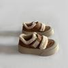 Sapatos Casuais de Algodão Quentes Versáteis Estilo Europeu para Mulheres, Plataforma Retrô Fofos Novos Tênis Peludos Estilo Floresta Outono e Inverno 2025