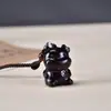 Tallados de Animales Zodiacales en Palo de Rosa - Cordones para Teléfono de Madera Maciza, Dijes para Bolsos y Colgantes Decorativos - Mayoreo