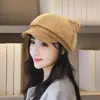 Gorro Octogonal de Lana con Orejas de Gato Lindo para Otoño e Invierno para Niñas, Hace que la Cara se Vea Más Pequeña, Boina Versátil Elegante Artística de Ala Curva Casual