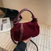 2026 nova bolsa plissada super popular estilo nuvem feminina moda bolsa de mão retrô bolsa de ombro transversal versátil moderna