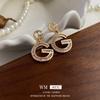 Brincos de letra com zircônia Agulha de Prata design retrô francês leve luxo alta qualidade brincos fábrica atacado personalizado Feminino