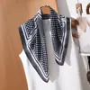 Pañuelo Cuadrado Estampado Retro Francés de 70 cm para Mujer, Pañuelo de Seda de Alta Gama para el Trabajo, Elegante y con Estilo, Combinado con una Blusa y un Pañuelo Pequeño