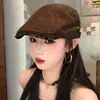 Sombrero de Ala Hacia Adelante de Ante con Estampado de Leopardo Retro para Mujer Otoño Invierno Uso Inverso Gorra Plana Boina Hace que la Cara Parezca Más Pequeña Circunferencia de Cabeza Grande Gorra de Repartidor