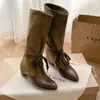 Botas Retrô de Bico Fino com Babados Empilhados Femininas 2026 Novas Botas Longas Acima do Joelho Salto Grosso Emagrecedoras Botas de Cavaleiro