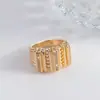 Anillo Geométrico de Zirconia Microincrustada Elegante Francés de Venta Caliente Transfronteriza, Diseño de Nicho Femenino, Pulsera de Anillo de Gama Alta