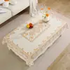 Fabricante Popular en TikTok Mantel Desechable para Mesa de Café Multipatrón Impermeable a Prueba de Aceite Mantel de PVC Dorado para Mesa de Café de Hogar