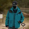 Chaqueta Nueva de Primavera y Otoño Tres en Uno Mismo Estilo para Hombres y Mujeres Repelente al Agua Chaqueta Polar Desmontable Chaqueta de Montañismo Personalizada
