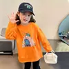 Camiseta de manga larga de algodón puro con dibujos animados para niñas, nuevo modelo 2026, top único y bonito para primavera y otoño, camiseta básica de cuello redondo para niñas