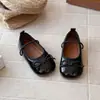 Zapatos de Princesa para Niñas 2026 Primavera y Otoño Nuevos Zapatos de Cuero para Niños Zapatos Planos Brillantes con Lazo para Niñas Mocasines para Niñas