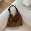 Bolsa de Ombro para Uso Diário de Grande Capacidade, Fashion e Tendência, Design Simples de Tecelagem de Nicho, Bolsa Tote Estilosa de Ombro Único