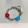 Pulsera de Acero de Titanio con Perlas y Cadena Metálica de Flores de Colores Diseño Original de Nicho Joyería de Mano Dulce Fresca Sexy Pulsera Linda