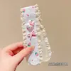 Lindas pegatinas de flequillo de dibujos animados para otoño e invierno, diademas de punto florales versátiles de estilo coreano con cierres de velcro, que exudan un ambiente sofisticado y elegante