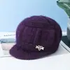 Novo Chapéu de Lã Tricotado de Moda de Inverno para Mulheres de Meia-Idade e Idosas, Chapéu Versátil à Prova de Frio para Uso Externo para Senhoras, Mulheres Idosas e Mães, com Forro Adicional de Lã