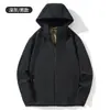 Nova jaqueta soft shell outono e inverno para homens, jaqueta de exterior, moletom para mulheres, jaqueta de fleece à prova de vento e à prova d'água, cardigã com capuz, casaco corta-vento
