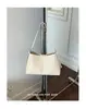 Versátil bolsa tejida retro para mujer, nuevo modelo de verano 2026, adecuada para el trabajo y los desplazamientos, bolso de mano casual, bolso de hombro, bolso de axila