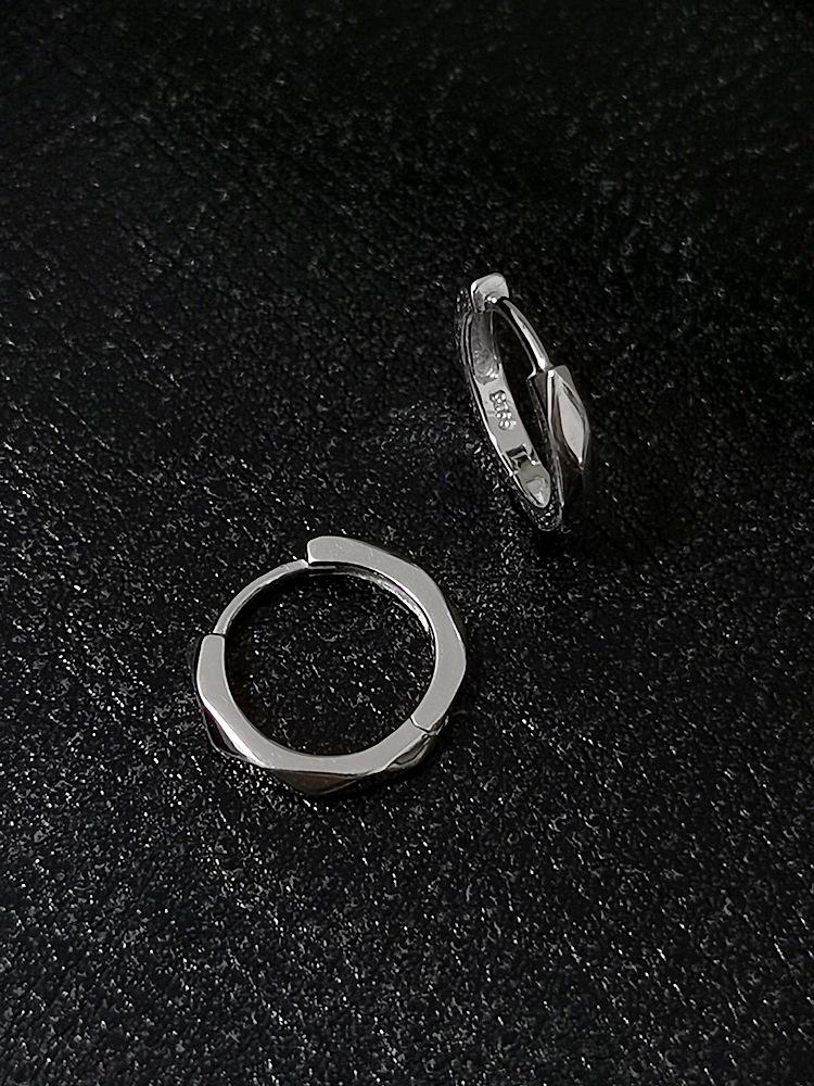 EH601753菱形刻面素银耳扣