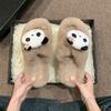 Pantuflas de Algodón de Panda Lindas Invierno Hogar Suela Gruesa Pantuflas Cálidas Muñeco de Peluche Suela de Goma Antideslizante Zapatos de Luna Mujer