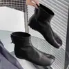 Botines retro estilo británico, de nicho, con dedos divididos para mujer, nueva colección otoño/invierno 2026, de suela plana, con cremallera trasera, estilo Chelsea, color nude