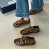 Diseño de Nicho Estampado de Leopardo Zapatillas de Entrenamiento Alemanas para Mujer Estilo Otoño/Invierno 2026 Suela Suave Fondo Plano Bloque de Color Zapatos Deportivos Zapatos de Moda Zapatos Versátiles Individuales