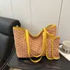 Bolsa Feminina Novo Estilo Ombro Único Grande Capacidade Bolsa de Mão 2026 Cesta Coreana Bolsa Tote Bolsa Pequena Alto Valor Estético