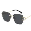 Gafas de sol irregulares sin montura estilo retro americano para mujer, gafas de metal de patilla fina de moda, gafas de sol estilo dama real de lujo ligero