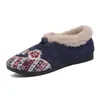 Comercio exterior transfronterizo superventas de invierno cómodas y cálidas botas para mujer multicolor con forro de felpa, bordado, suela suave, talla grande, engrosadas, zapatos de algodón de moda