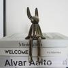 Estatueta de Coelho Sentado de Orelhas Compridas, Armário de TV, Decoração Suave de Luxo Leve, Decoração de Casa de Alto Nível, Sala de Estar, Estante de Livros, Decoração de Adega