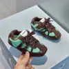 Nuevas Zapatillas Deportivas Infantiles Otoño 2026 Versátiles Zapatos Deportivos para Niñas Moda Tendencia Suela Suave Estilo Coreano Zapatos de Entrenamiento para Niños