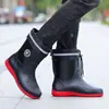 Botas de chuva impermeáveis, sapatos de chuva masculinos, tamanhos 35-49, estilo moderno de cano médio, com forro fixo e solas antiderrapantes, estilo de cano curto