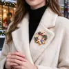 Accesorios de Ropa Más Vendidos en Europa y América Broche Versátil de Navidad Corsage Joyería Oro KC Completamente Diamantado Broche de Corona de Navidad