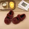 Zapatos de algodón de felpa para mujer estilo dulce, colección otoño 2026, con diseño de lazo, suela plana, cálidos y versátiles, con punta poco profunda y forro afelpado