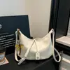 Bolsa de Axila em Forma de Meia-Lua para Mulheres 2026 Novo Estilo Retro Francês Bolsa de Ombro Único Transversal Bolsa Pequena Versátil de Alta Qualidade para o Dia a Dia