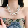 2025 Nuevo Collar Grande de Perlas Retro para Mujer Cadena de Clavícula Elegante de Lujo Accesible Europeo y Americano Accesorios Tendencia