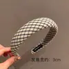 Faixa de Cabeça com Coroa Alta para Mulheres, Novo Estilo com Toque de Luxo, Faixa de Cabelo Larga Versátil para Sair, Acessório de Cabelo para Lavar o Rosto