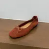 Sapatilhas Baixas de Camurça Coreanas para Mulheres 2025 Primavera & Outono Novos Sapatos Retro de Uma Perna para Mulheres Sapatilhas Sapatos de Ballet